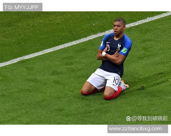 足球明星在绿茵场上的远距离瞬间展现他们的风采与魅力